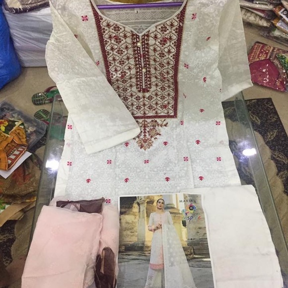 Stitch three piece - Picture 3 of 8